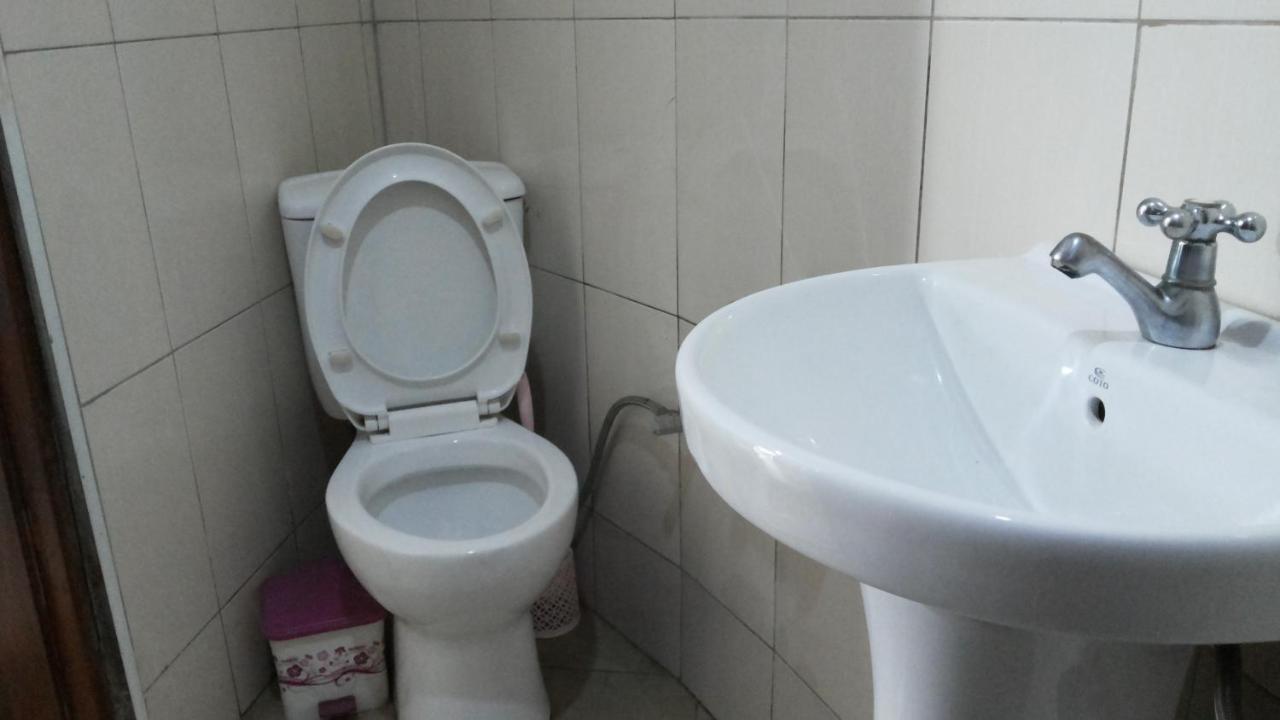Kalalo Cottage Inn Pakwach Экстерьер фото