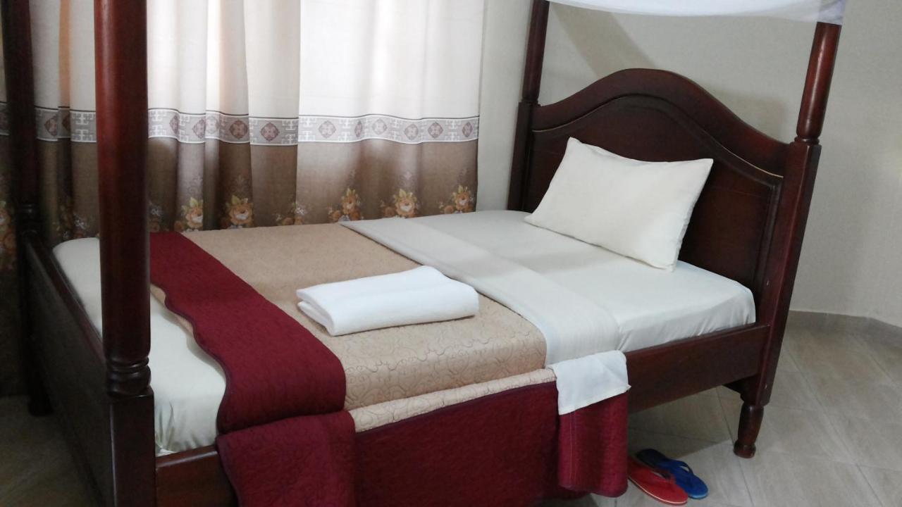 Kalalo Cottage Inn Pakwach Экстерьер фото